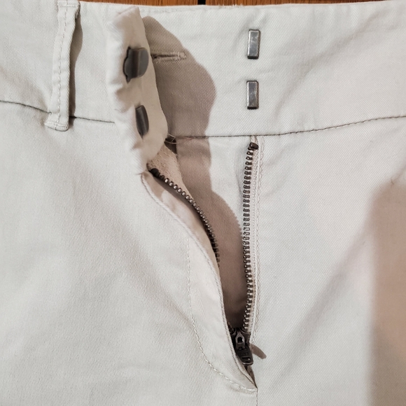 LOFT cotton blend khaki chino Bermuda shorts 10 - Picture 5 of 9